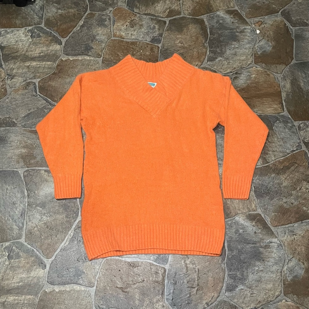 Vintage Women's Crew Neck 80% Wool Sweater Sz M Orange